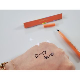 [블랙루즈] POOL-PARTY 철벽 펜 라이너 2종 중 택1 — 5점을 준 리뷰어가 2021년 1월 올린 사용 사진