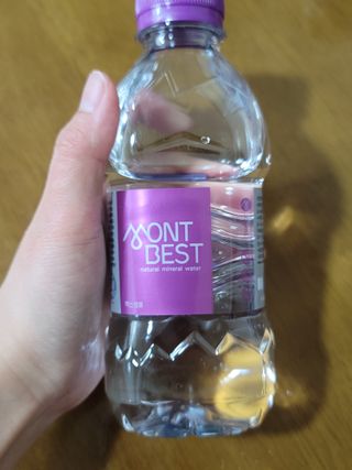 몽베스트 [MONTBEST] 330mL 20병 — 4점을 준 리뷰어가 2021년 10월 올린 사용 사진