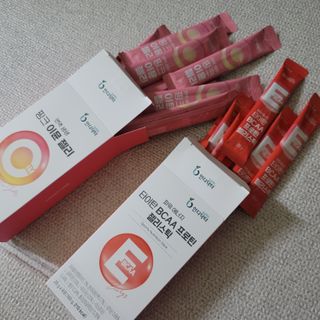 인디닥터 면역 생생 핑크 이뮨 젤리 + 타이탄 BCAA 프로틴 젤리스틱 — 5점을 준 리뷰어가 2022년 3월 올린 사용 사진