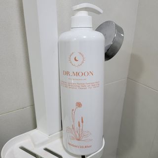 프리[닥터문] 유산균 락토케어 질경초 여성청결제 1000ml (젤타입) — 5점을 준 리뷰어가 2022년 6월 올린 사용 사진