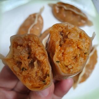 삼양냉동 [삼양] 얇은피불닭왕교자+얇은피까르보불닭왕교자 총4팩 — 5점을 준 리뷰어가 2021년 2월 올린 사용 사진