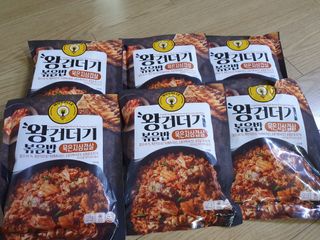 한성기업 무볼레 왕건더기 볶음밥 묵은지삼겹살 — 5점을 준 리뷰어가 2021년 10월 올린 사용 사진