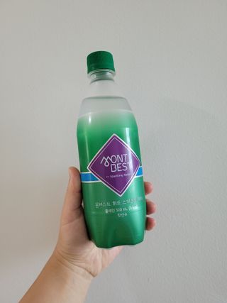 몽베스트 Montbest with Sparkling water Plain 20병 — 4점을 준 리뷰어가 2021년 11월 올린 사용 사진
