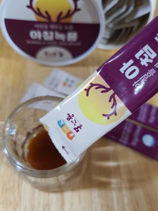 [몸엔용] 전국 이마트 런칭 신상, 아침을 깨우는 녹용 아침녹용 10g x 28포 — 4.5점을 준 리뷰어가 2021년 7월 올린 사용 사진