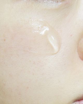 체르엠  프루브 콜라겐 앰플세럼 60ml 1병 — 5점을 준 리뷰어가 2021년 12월 올린 사용 사진