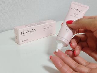 러브모아 향수 고체향수 승무원 고체향수 바르는 향수 니치향수 도손 우드세이지 앤 씨솔트 — 5점을 준 리뷰어가 2022년 12월 올린 사용 사진