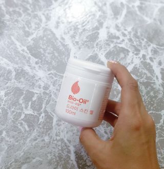바이오오일 [바이오-오일] 드라이 스킨 젤 100ml — 5점을 준 리뷰어가 2021년 9월 올린 사용 사진