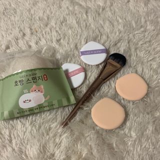 [툴앤썸] 메이크업 브러시로 바르고 호빵 스펀지로 클렌징하는 A-Z 뷰티툴 5종 — 5점을 준 리뷰어가 2021년 1월 올린 사용 사진
