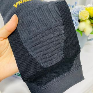반테린서포터 무릎보호대 — 5점을 준 리뷰어가 2021년 6월 올린 사용 사진
