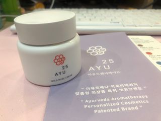 AYU25[아유트웬티파이브]다마스크로즈워터 베이스 천연 수분 촉촉 크림 — 5점을 준 리뷰어가 2021년 2월 올린 사용 사진