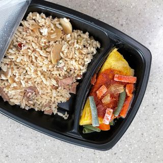 직탁 식단관리 3종 도시락(꼬막 듬뿍 곤드레비빔밥, 알리오올리오 불고기오믈렛, 매콤쭈꾸미 시래기유채밥) — 5점을 준 리뷰어가 2022년 6월 올린 사용 사진