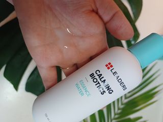 리더스코스메틱 리더스 카밍 바이오틱스 #1등 진정 기획세트 [에센스 워터150ml + 크림 마스크80ml] — 5점을 준 리뷰어가 2022년 9월 올린 사용 사진