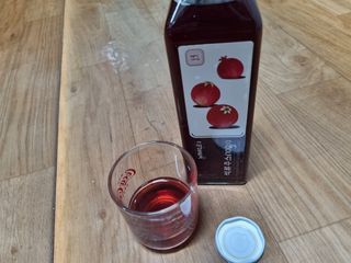 [바이윙클] 페르시아 유기농 석류 착즙주스 750ml 2병 + 선물박스 세트 — 5점을 준 리뷰어가 2022년 3월 올린 사용 사진
