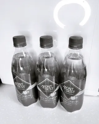 몽베스트 Montbest with Sparkling water Lime20병 — 4점을 준 리뷰어가 2023년 2월 올린 사용 사진