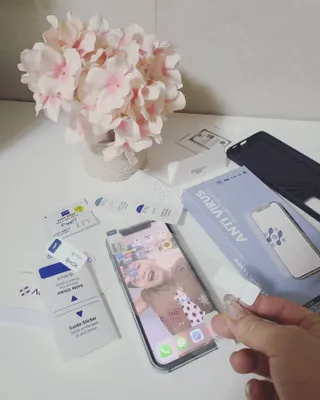 아클리브 Premium 항균 항바이러스 액정 보호필름(iPhone) — 5점을 준 리뷰어가 2022년 1월 올린 사용 사진