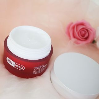 레드투래드 센서티브 슈퍼 크림 50ml — 5점을 준 리뷰어가 2021년 11월 올린 사용 사진