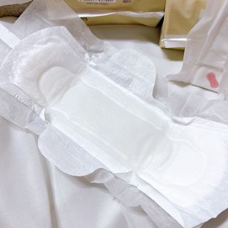 N[템포] 템포 패드 내추럴 순면 생리대 SET(중형 슬림 + 대형 + 라이너) — 5점을 준 리뷰어가 2024년 2월 올린 사용 사진