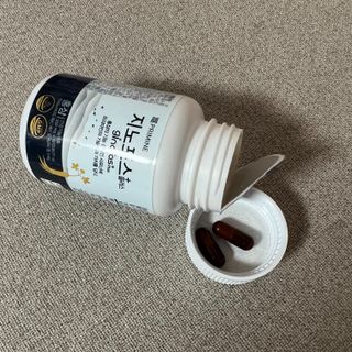 프리마인 홍삼의 강력한 에너지, 이제는 흡수율을 높인 최첨단 캡슐로 간편하게 초고속 충전하세요. — 5점을 준 리뷰어가 2022년 12월 올린 사용 사진