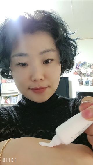이지듀 DW-EGF 크림 다이브좀_콜라겐이 쏙쏙, 탄력피부로 다이빙 — 5점을 준 리뷰어가 2021년 2월 올린 사용 사진