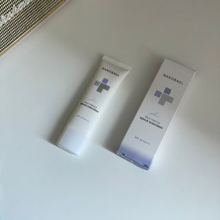 바노바기 코스메틱 바노바기 밀크씨슬 리페어 시카 선스크린 플러스 50ml — 5점을 준 리뷰어가 2023년 2월 올린 사용 사진