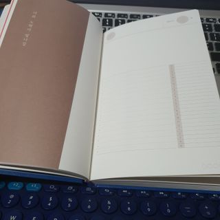 응원과 위로가 필요한 당신에게  리훈 하고싶은말 스터디 플래너 — 4점을 준 리뷰어가 2022년 5월 올린 사용 사진