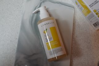 랑벨 내츄럴 딥 포어 클렌저 210ml (저자극 약산성 천연 클렌징 젤) — 5점을 준 리뷰어가 2022년 3월 올린 사용 사진