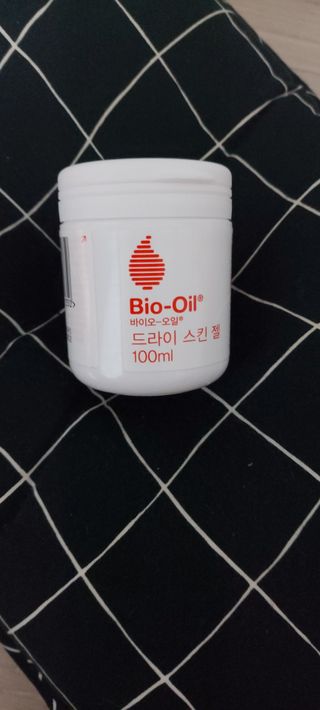 바이오오일 [바이오-오일] 드라이 스킨 젤 100ml — 5점을 준 리뷰어가 2021년 6월 올린 사용 사진