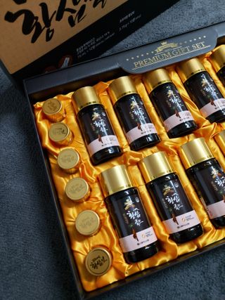서울약사신협_프리미엄황삼골드_3.75g x 12환+75mgx12병 — 5점을 준 리뷰어가 2021년 1월 올린 사용 사진