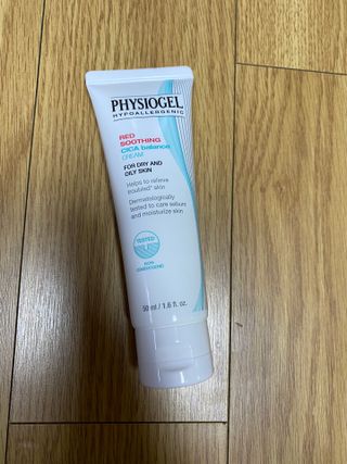 피지오겔 레드수딩 시카밸런스 크림 50ml — 5점을 준 리뷰어가 2022년 4월 올린 사용 사진