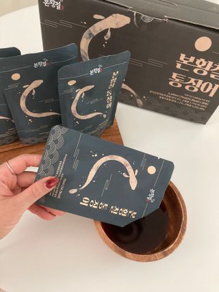 [비린내 완벽제거] 본황칠 통장어 국내산 장어즙 아르기닌 2800mg 장어즙효능 기력보강 — 5점을 준 리뷰어가 2022년 8월 올린 사용 사진