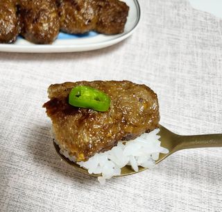 한성기업 명란한 떡갈비 — 4점을 준 리뷰어가 2021년 9월 올린 사용 사진