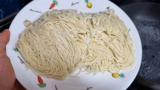[한면원] 비빔국수 2인분 — 5점을 준 리뷰어가 2022년 8월 올린 사용 사진