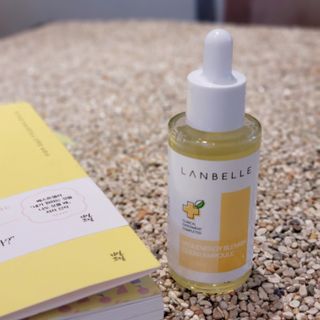 랑벨 비타 에너지 잡티 앰플 50ml 고농축 비타민, 저자극, 수분 촉촉, 미백 앰플 — 5점을 준 리뷰어가 2022년 3월 올린 사용 사진