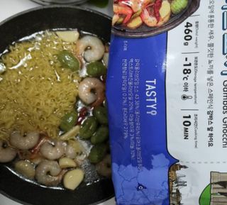 [테이스티나인][레디잇x부루마불] 감바스 뇨끼 460g — 4점을 준 리뷰어가 2022년 5월 올린 사용 사진