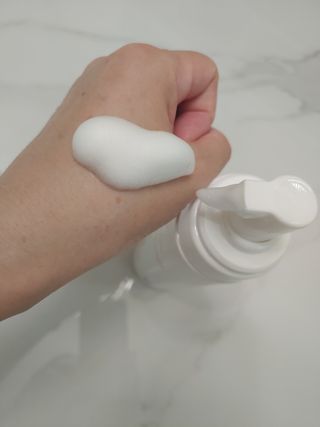 MF프리 [닥터문] 유산균 락토케어 질경초 여성청결제 200ml (폼타입) — 5점을 준 리뷰어가 2022년 7월 올린 사용 사진