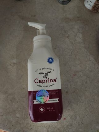 카프리나 산양밀크 모이스춰라이징 바디로션 350ml(오리지널향) — 5점을 준 리뷰어가 2023년 4월 올린 사용 사진