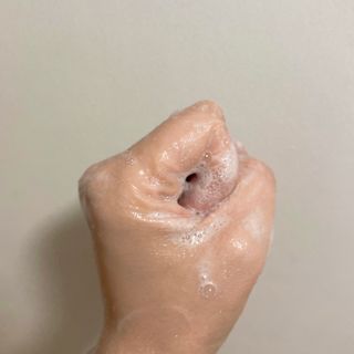 프리마인 메이크업과 들뜨는 각질까지 한방에 깐달걀로! 순하기까지한 셀베이스 그린티클렌저(200ml) — 4점을 준 리뷰어가 2023년 2월 올린 사용 사진