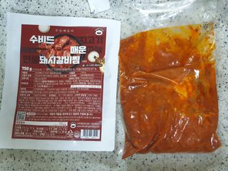 [푸딩팩토리] 대구 동인동식 수비드 매운돼지갈비찜 750g_국내산 돼지고기, 마늘듬뿍 동인동식 찜갈비 — 5점을 준 리뷰어가 2022년 8월 올린 사용 사진