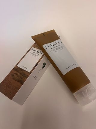 스킨1004 [SKIN1004] 마다가스카르 센텔라 앰플 폼 125ml — 5점을 준 리뷰어가 2024년 8월 올린 사용 사진