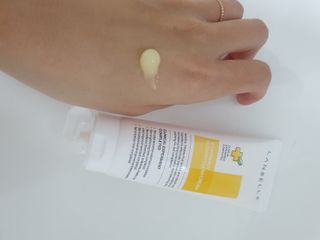 랑벨 비타 에너지 잡티 크림 75ml (피부 속 기미완화크림) — 4점을 준 리뷰어가 2022년 5월 올린 사용 사진