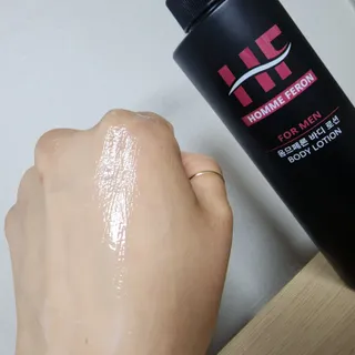 웰피아생활건강 웰피아 올인원 남성화장품 옴므페론 — 5점을 준 리뷰어가 2023년 1월 올린 사용 사진