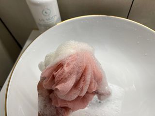 [닥터문] 센텔라 시카케어 화이트머스크 바디워시 1000ml — 5점을 준 리뷰어가 2023년 6월 올린 사용 사진