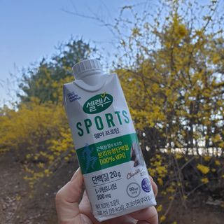 셀렉스스포츠 셀렉스 스포츠 웨이 프로틴 초콜릿 _ 330ml x 12팩 — 5점을 준 리뷰어가 2021년 3월 올린 사용 사진