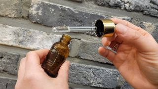 스킨큐어 산다화 비타민c 화이트닝 에센스 30ml — 5점을 준 리뷰어가 2023년 12월 올린 사용 사진
