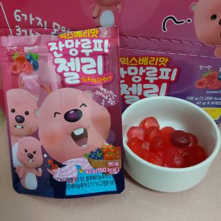 [팔도] 잔망루피젤리 믹스베리맛 42g 8개 — 5점을 준 리뷰어가 2022년 1월 올린 사용 사진