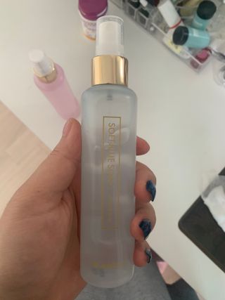 멈칫 X 최준 헤어 앤 바디미스트 소프트블루솝, 마젠타레이디 2종 — 4점을 준 리뷰어가 2021년 6월 올린 사용 사진