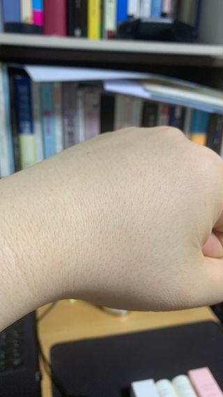 [트윙클라] 안티멜라 수딩 워터밤+안티링클 샤이닝 멀티밤 — 5점을 준 리뷰어가 2022년 8월 올린 사용 사진