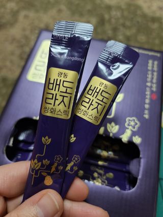 광동생활건강 나우 [광동] 배도라지 쌍화스틱 10mL x 100포 — 5점을 준 리뷰어가 2022년 12월 올린 사용 사진