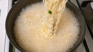 [풀무원] 자연은맛있다 정면, 백면, 홍면  세트 — 5점을 준 리뷰어가 2021년 4월 올린 사용 사진