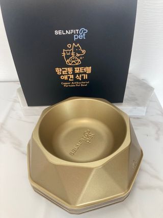 [세싹보울] 세균 싹~ 사라지는 셀앤핏 펫 항균동 애견식기 — 5점을 준 리뷰어가 2021년 6월 올린 사용 사진